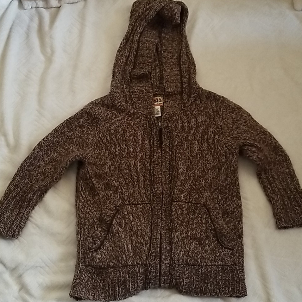 3/4 Sleeve Hooded Sweater